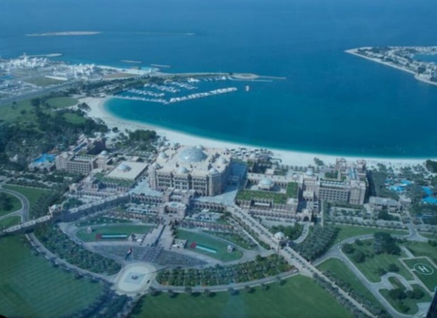 Vista panorámica desde rooftop bar